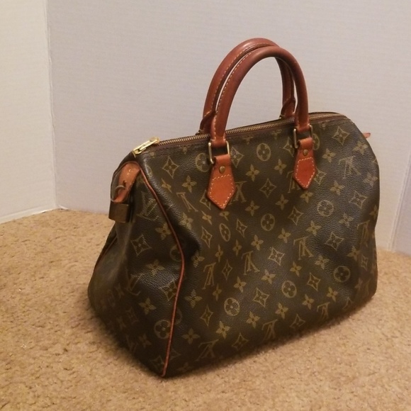 Louis Vuitton Handbags - ♥️♥️♥️SALE♥️♥️Louis Vuitton Speedy bag♥️